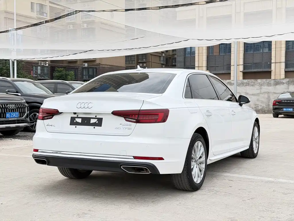 Audi A4L — миниатюра 4
