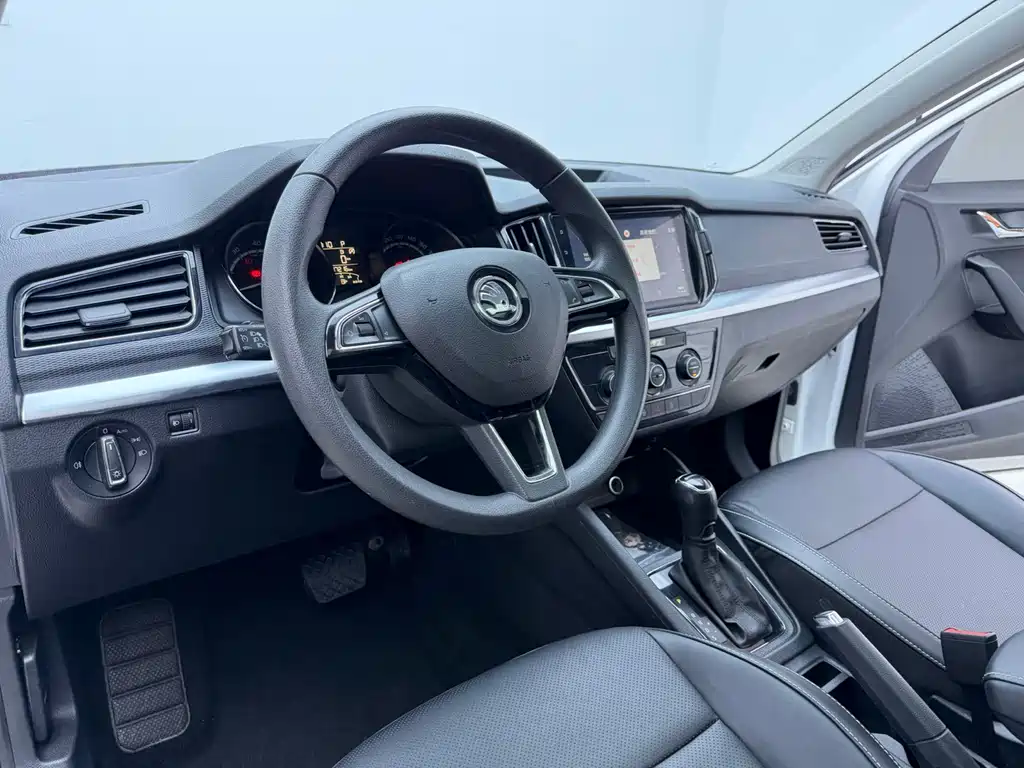 Skoda Kamiq — миниатюра 11