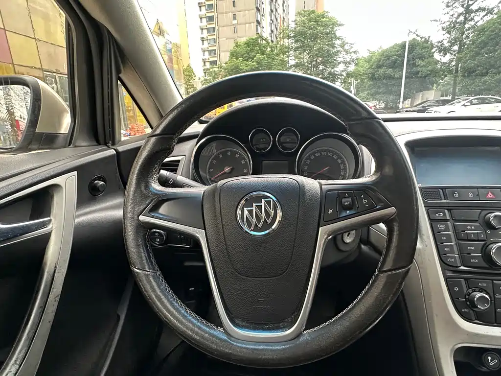 Buick Excelle 2011 GT 1.8L AT Fashion