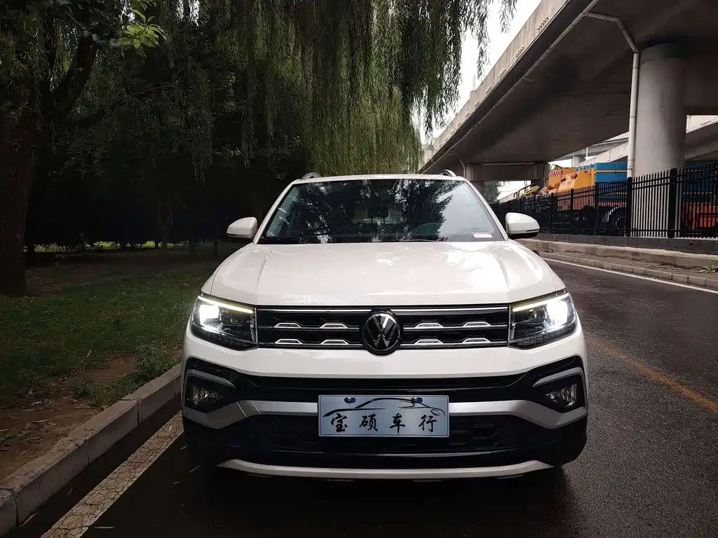 Volkswagen T-Cross — миниатюра 2