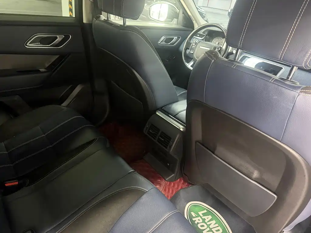 Land Rover Velar — миниатюра 10