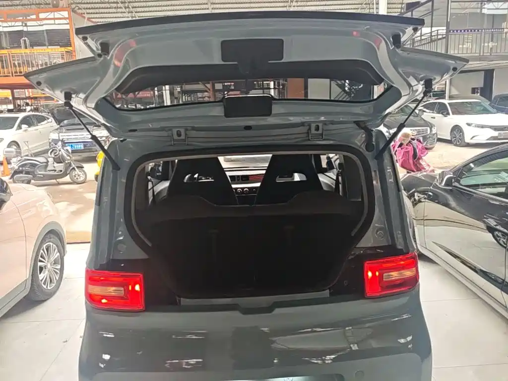 Wuling MINIEV — миниатюра 19