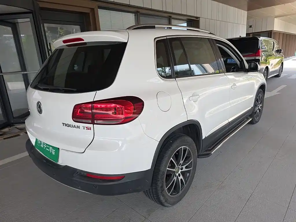 Volkswagen Tiguan — миниатюра 7