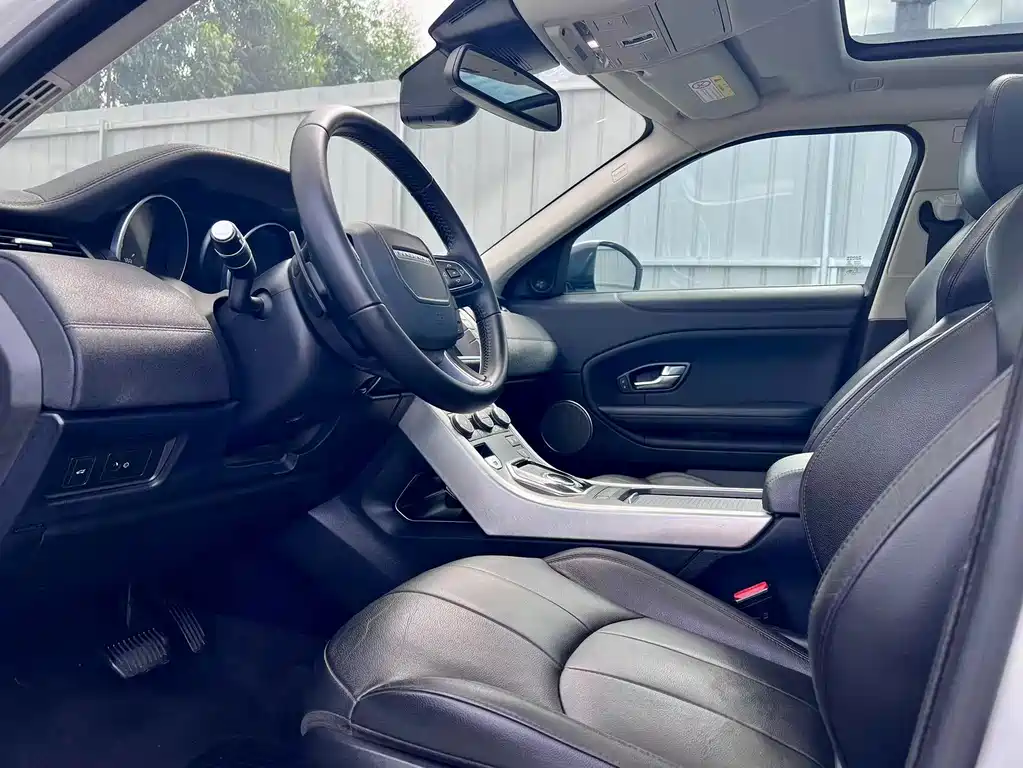 Land Rover Evoque — миниатюра 9