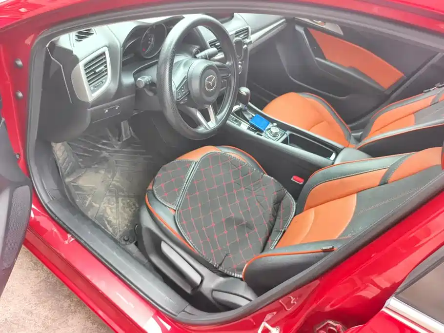 Mazda 3 Axela — миниатюра 9
