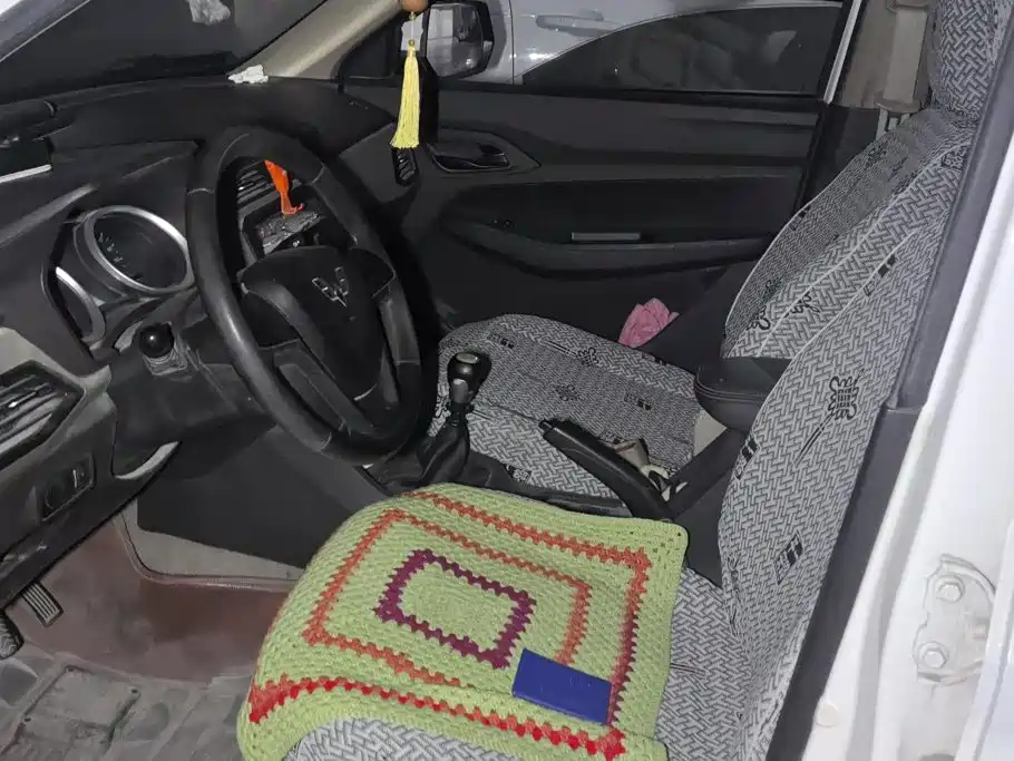Wuling Hongguang — миниатюра 9