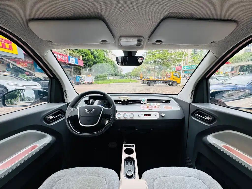 Wuling MINIEV — миниатюра 5
