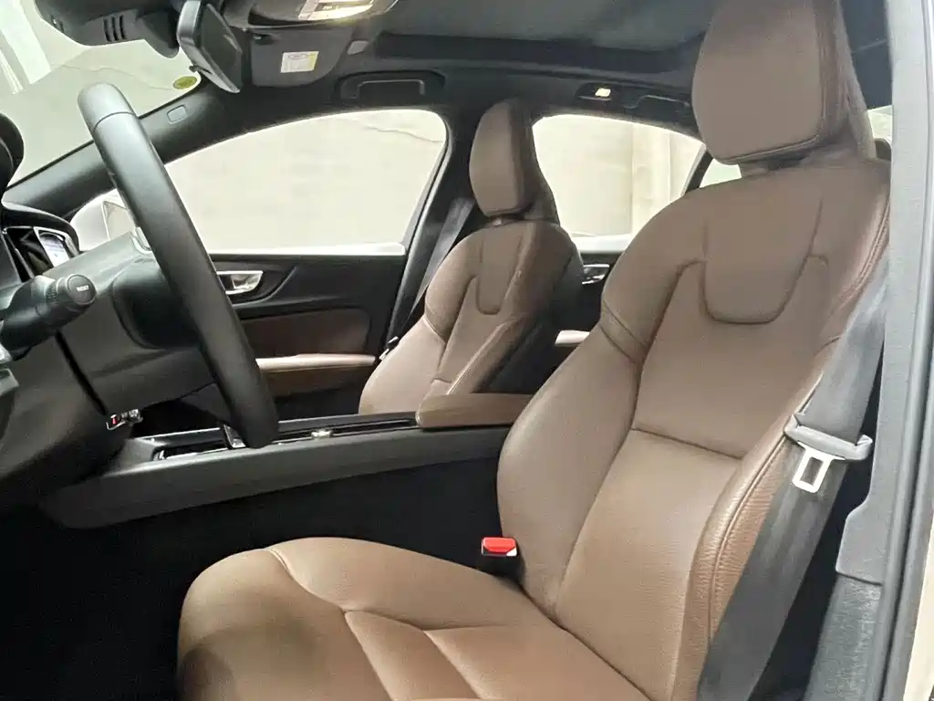Volvo S60 — миниатюра 6
