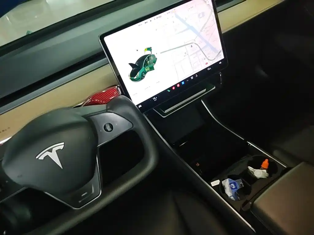 Tesla Model 3 — миниатюра 14