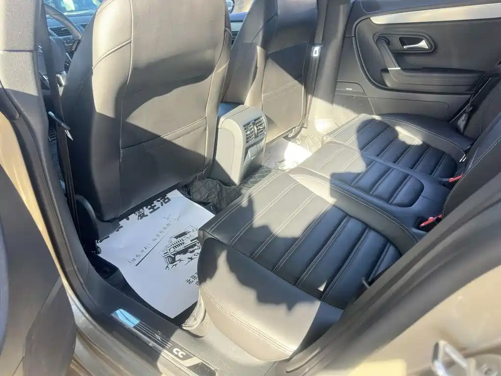 Volkswagen CC — миниатюра 10