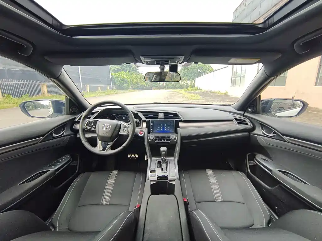 Honda Civic — миниатюра 13