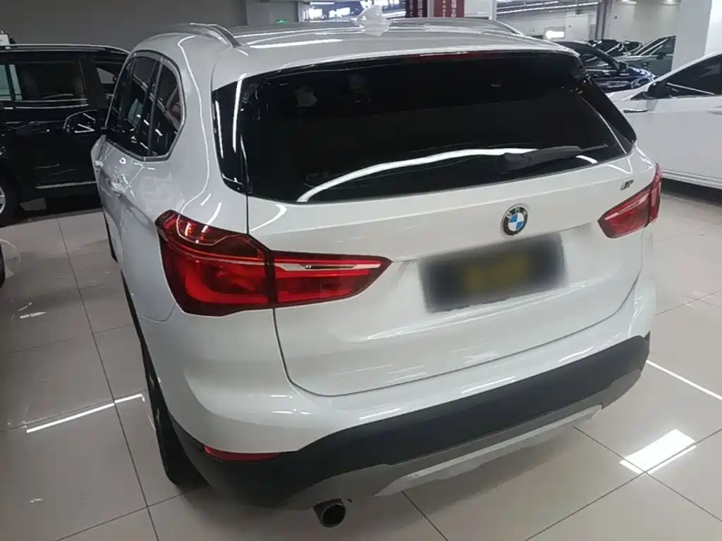BMW X1 — миниатюра 5