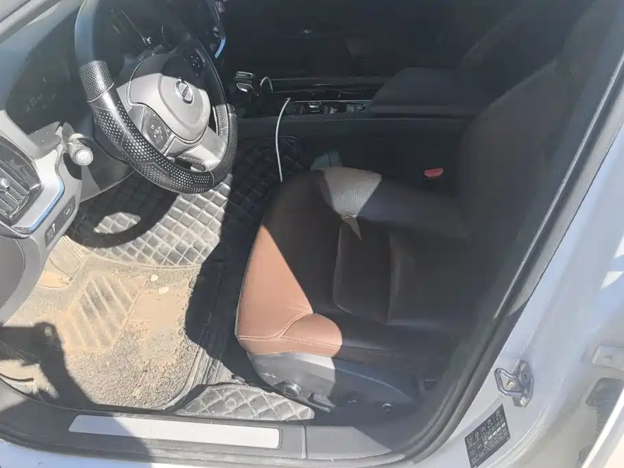 Volvo S60 — миниатюра 9