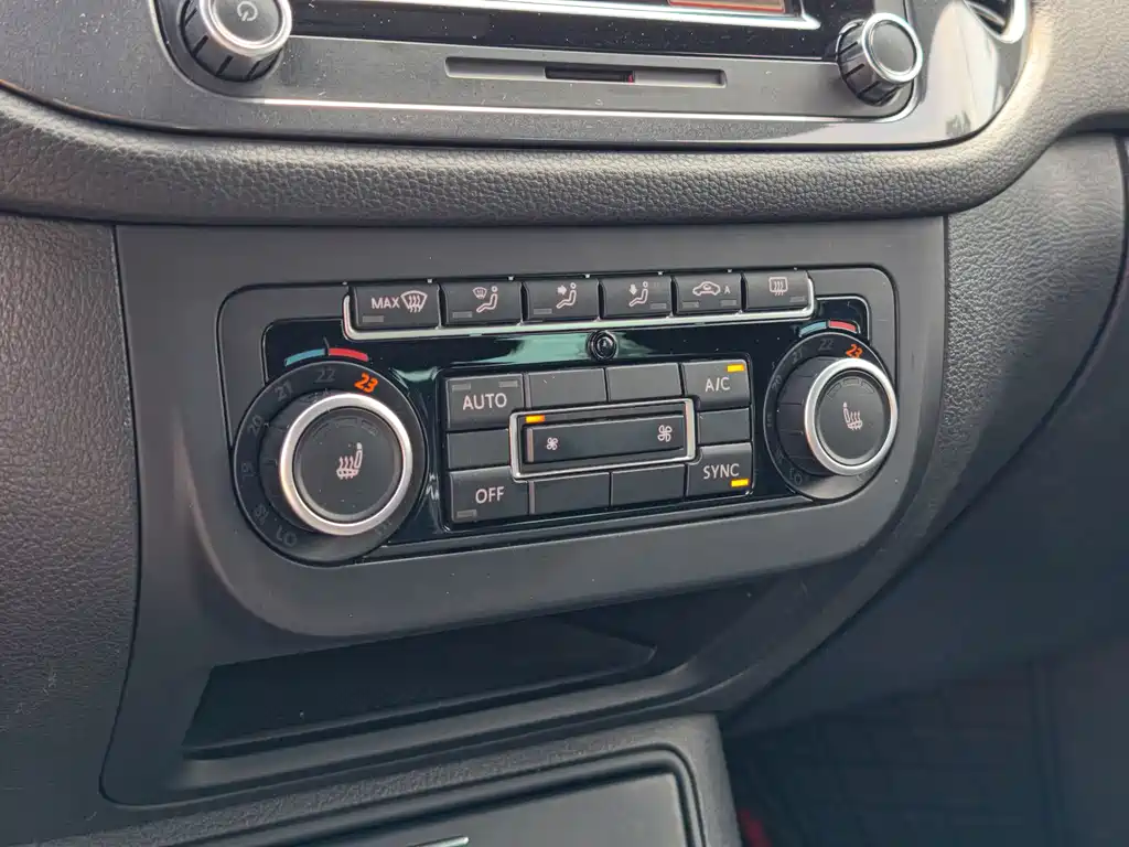Volkswagen Tiguan — миниатюра 15