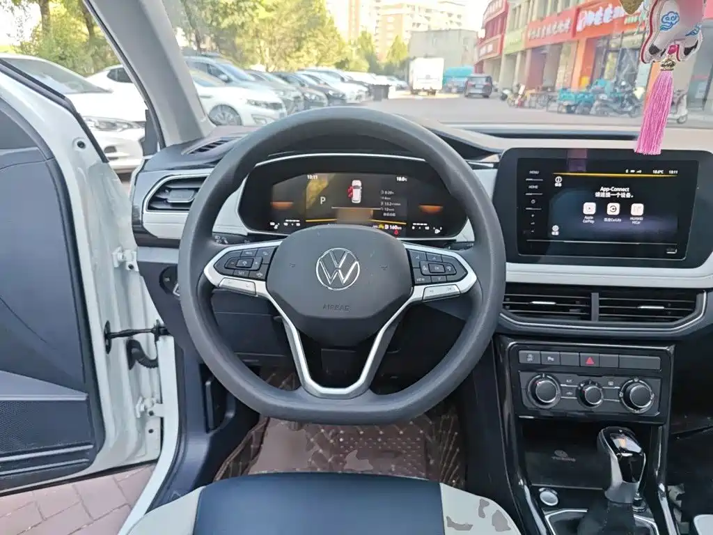 Volkswagen Tharu — миниатюра 6