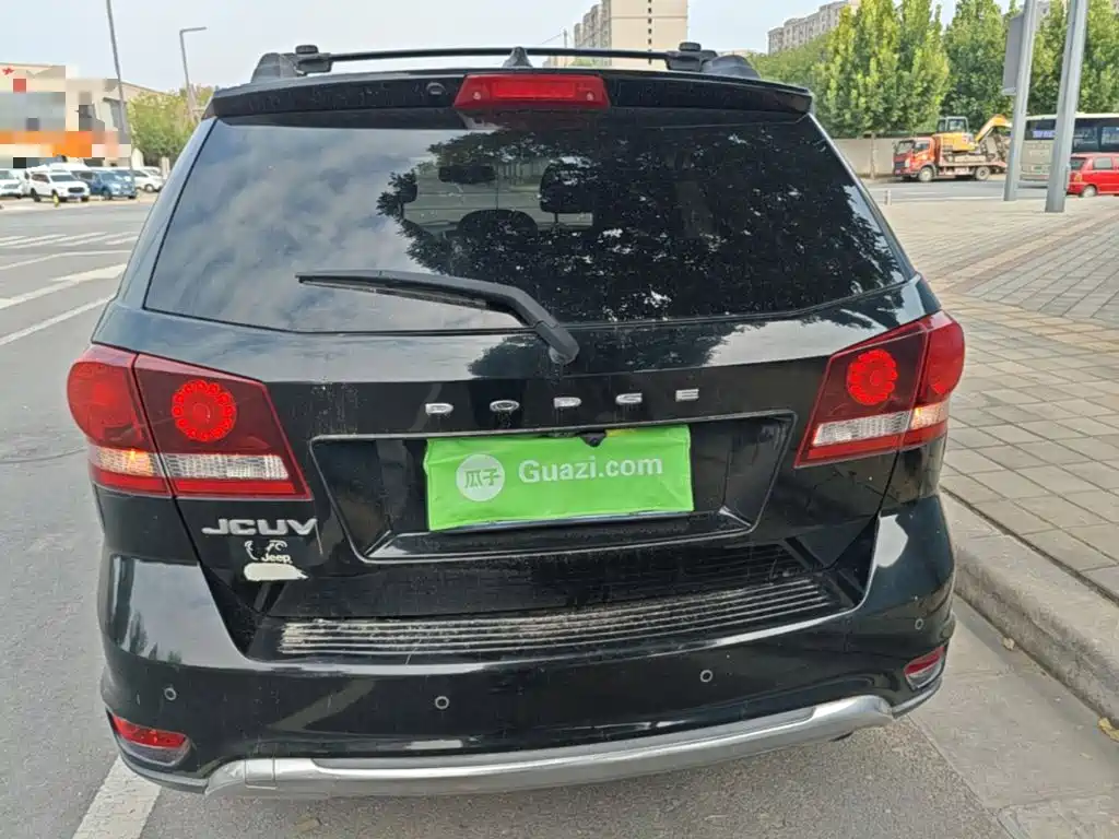 Dodge Journey — миниатюра 6