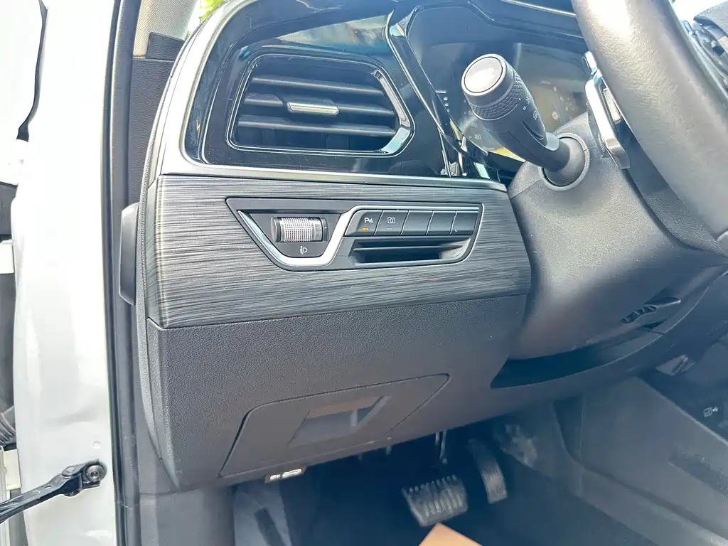 Geely Xingyue — миниатюра 21