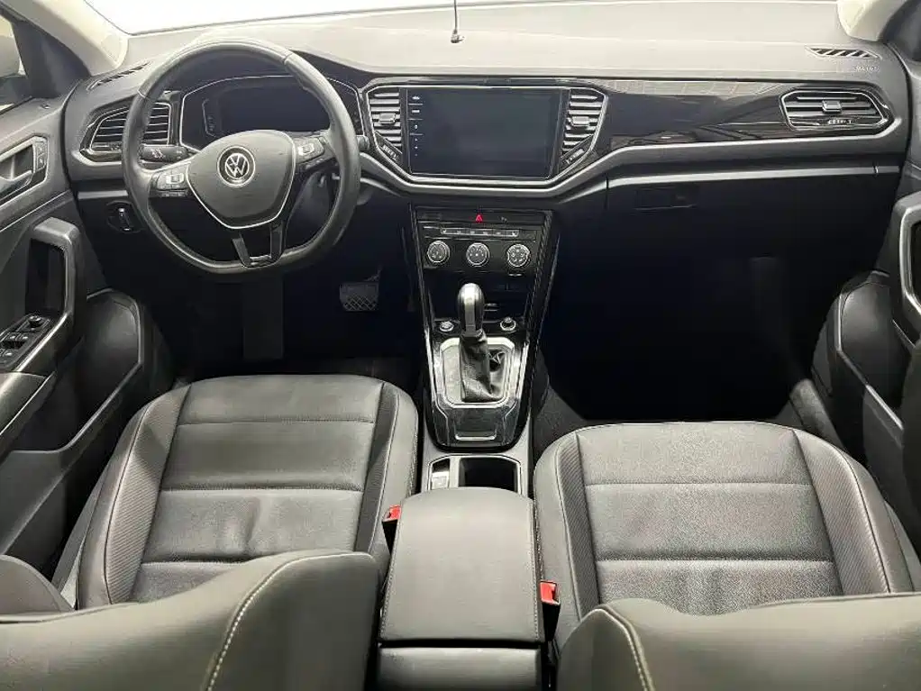 Volkswagen T-Roc — миниатюра 15