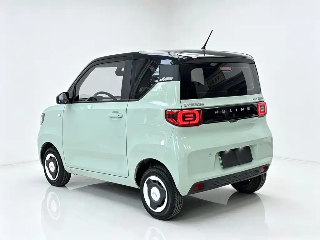 Wuling MINIEV — миниатюра 10