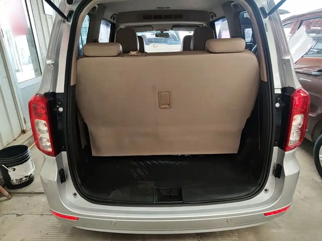 Wuling Hongguang — миниатюра 19