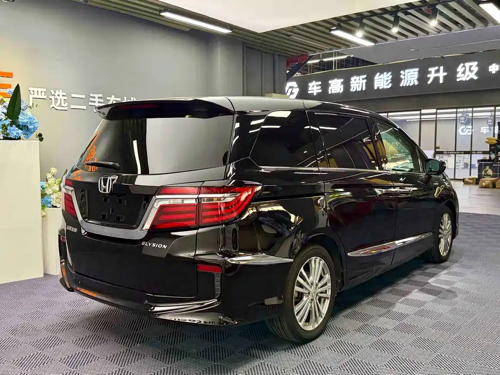 Honda Elysion — миниатюра 14