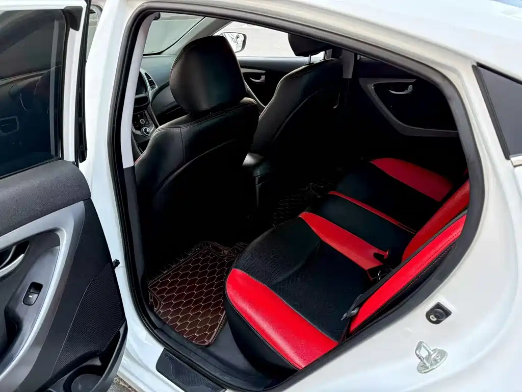 Hyundai Elantra Langdong — миниатюра 6