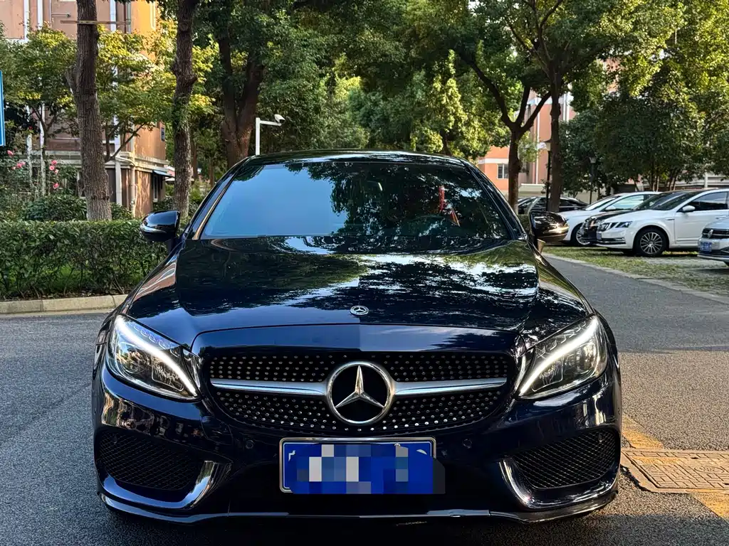 Mercedes-Benz C-Class (Import) — миниатюра 2