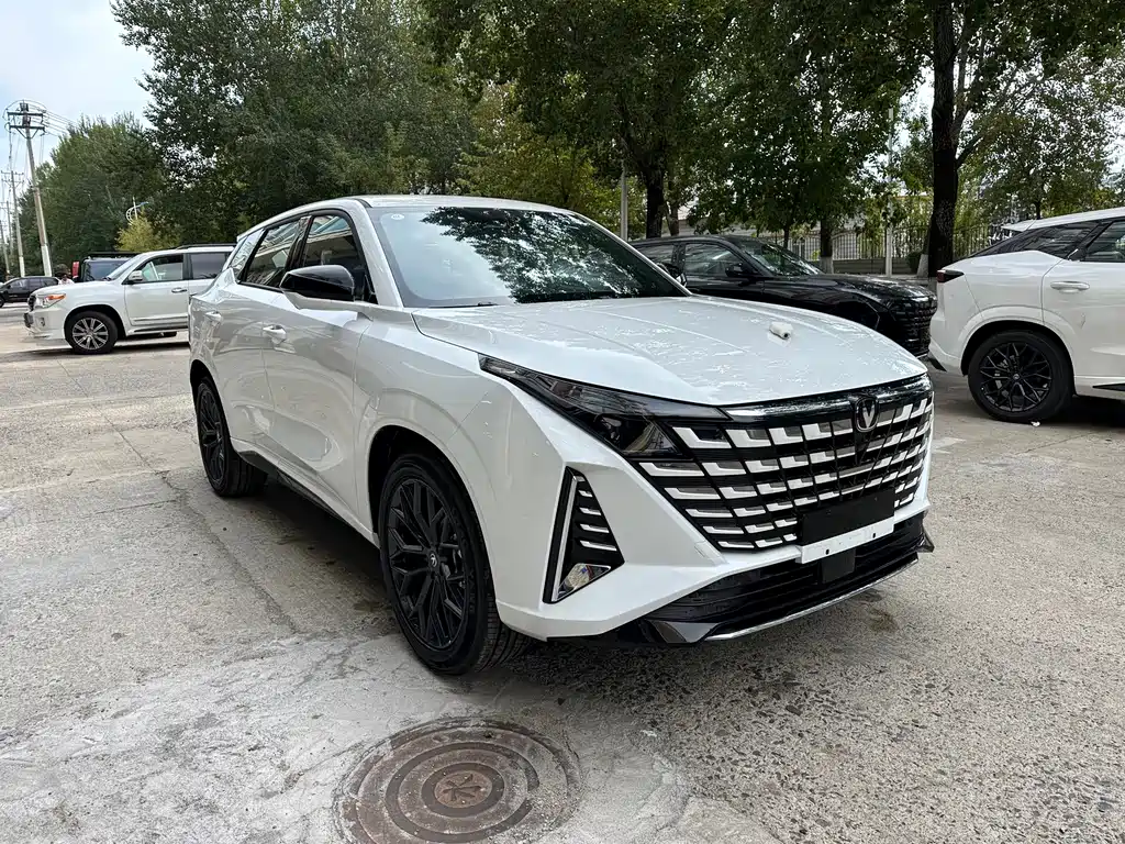 Changan UNI-Z — миниатюра 3