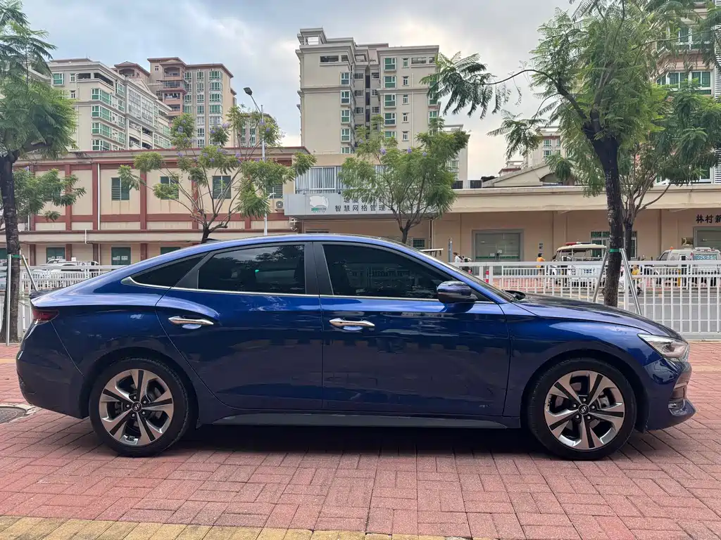 Hyundai Fista — миниатюра 4
