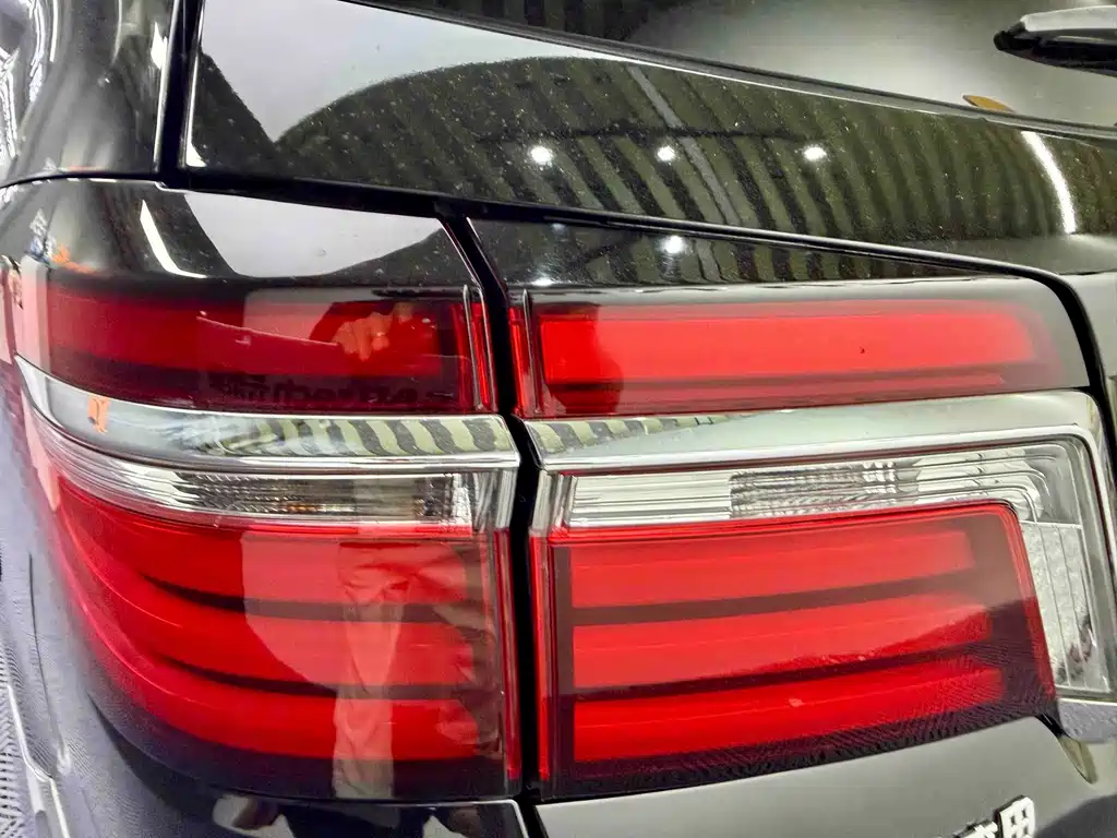 Honda Elysion — миниатюра 6