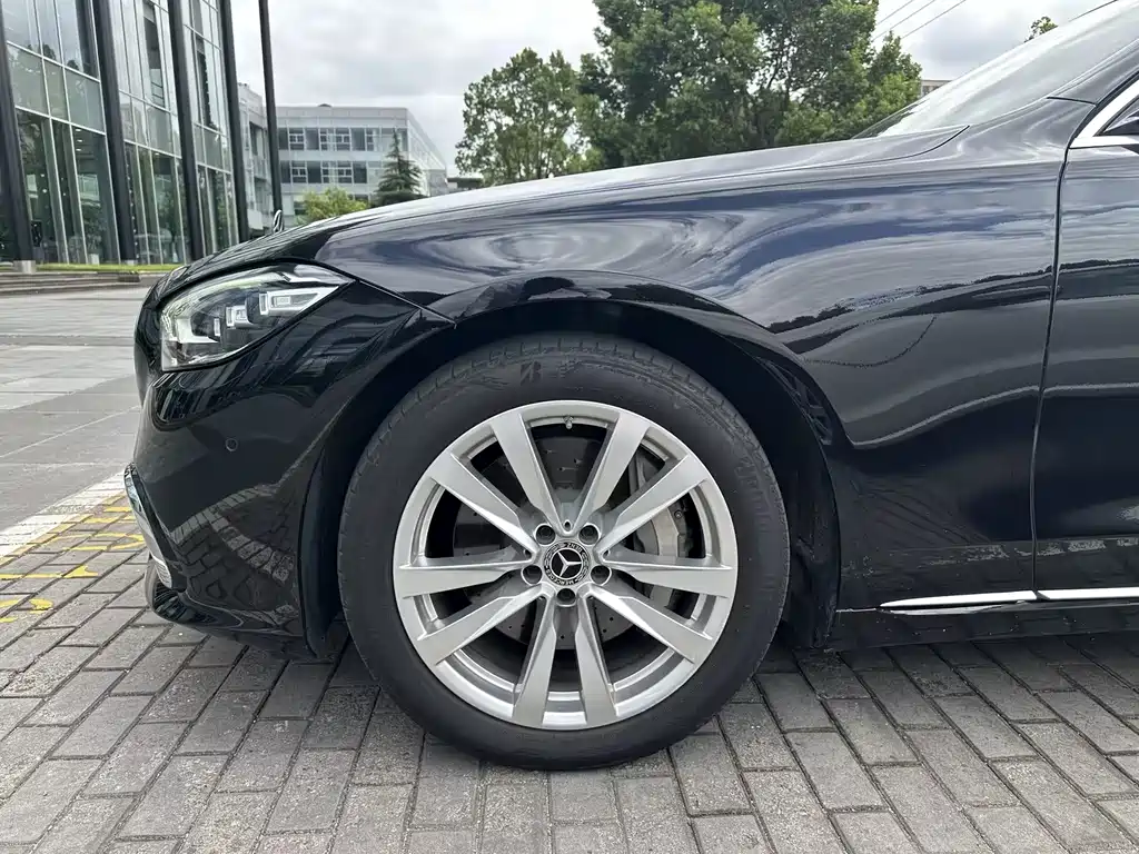 Mercedes-Benz S-Class — миниатюра 5