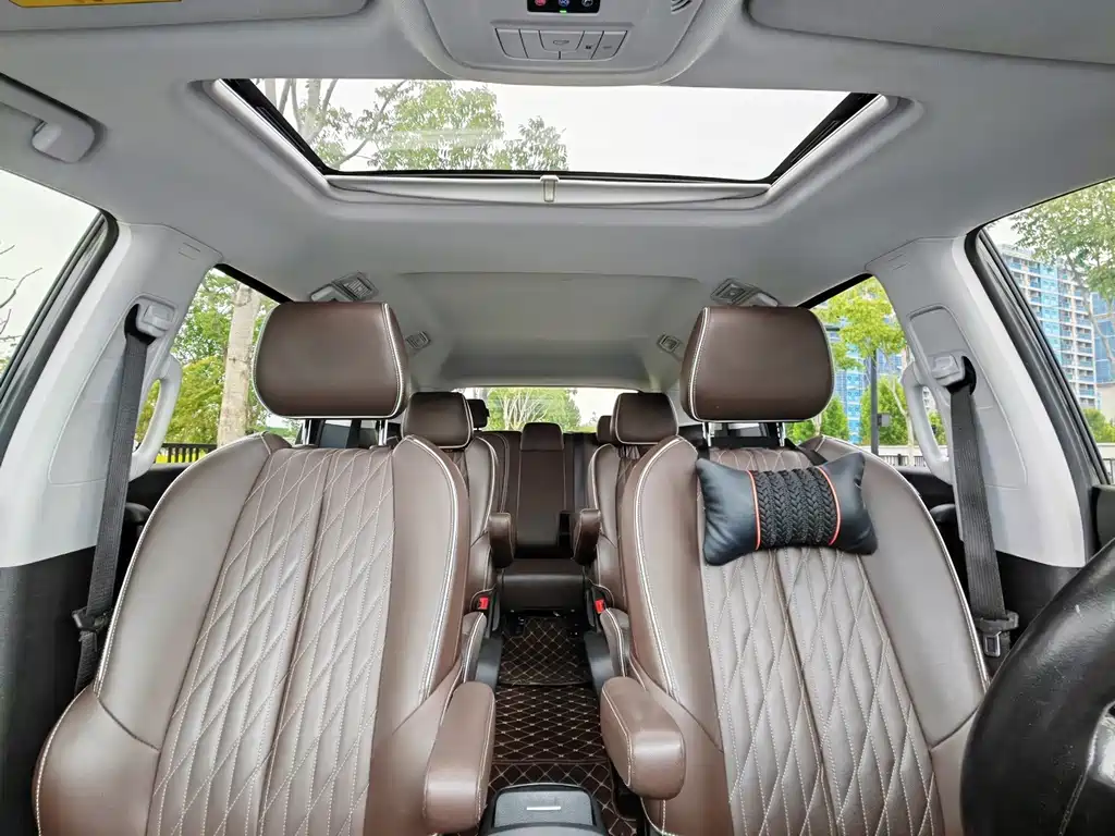 Buick GL8 — миниатюра 5