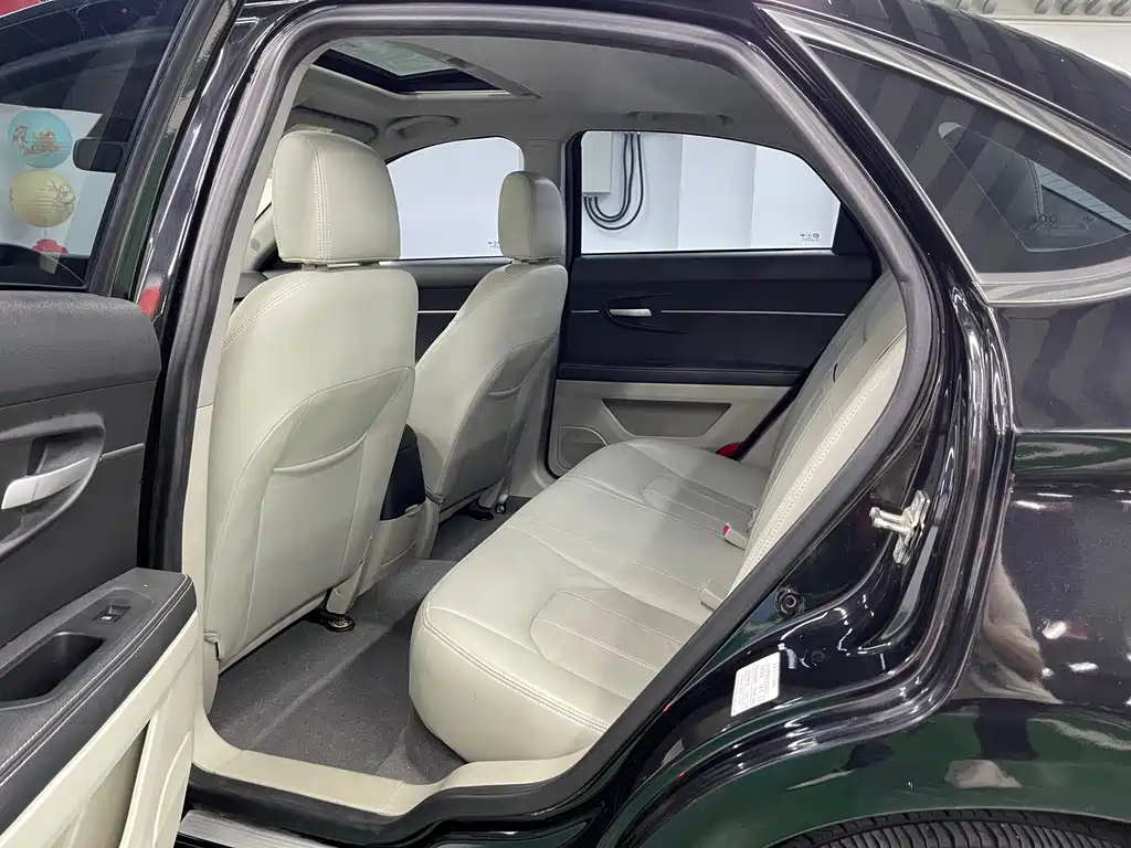 BAIC New Energy EU — миниатюра 9