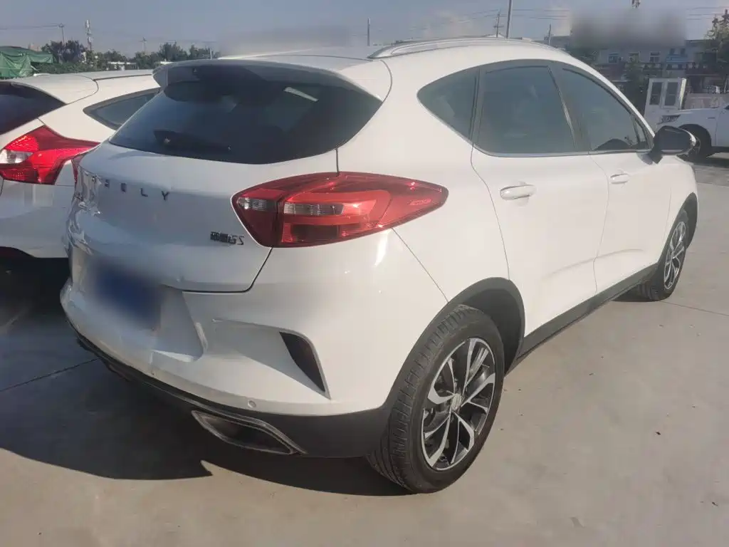 Geely Emgrand GS — миниатюра 25