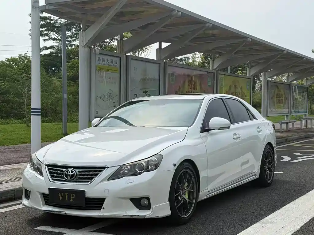 Toyota Reiz 2.5V Grace Elite Dazzle Trim Edition, фото 3