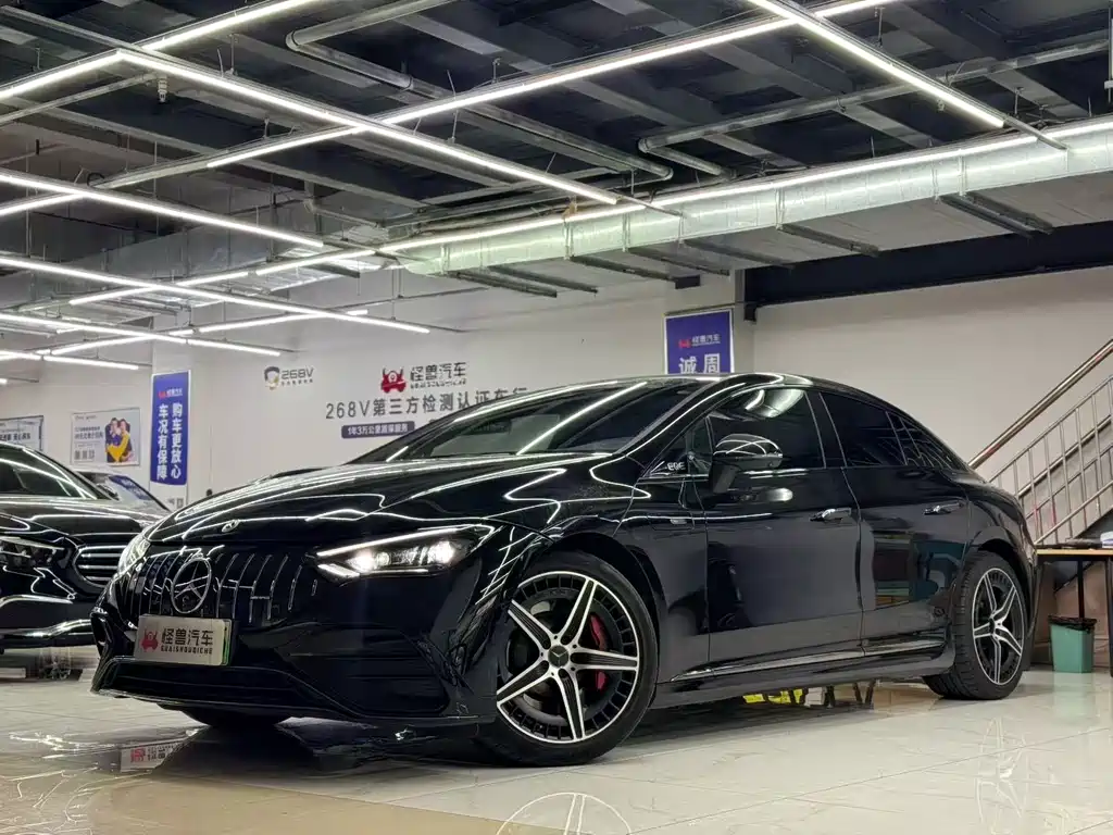 Mercedes-Benz EQE AMG 2023