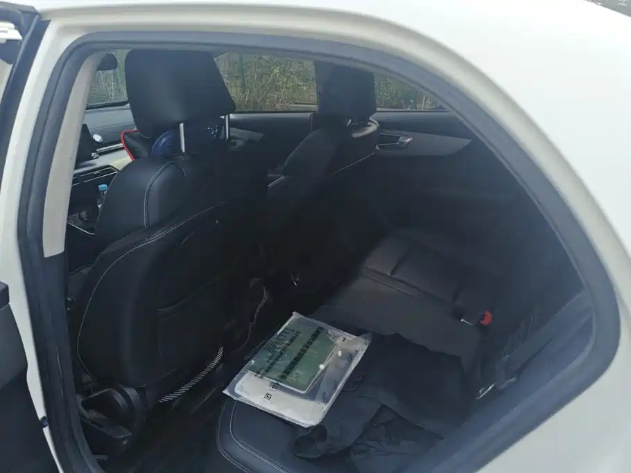 BYD Qin NEV — миниатюра 11