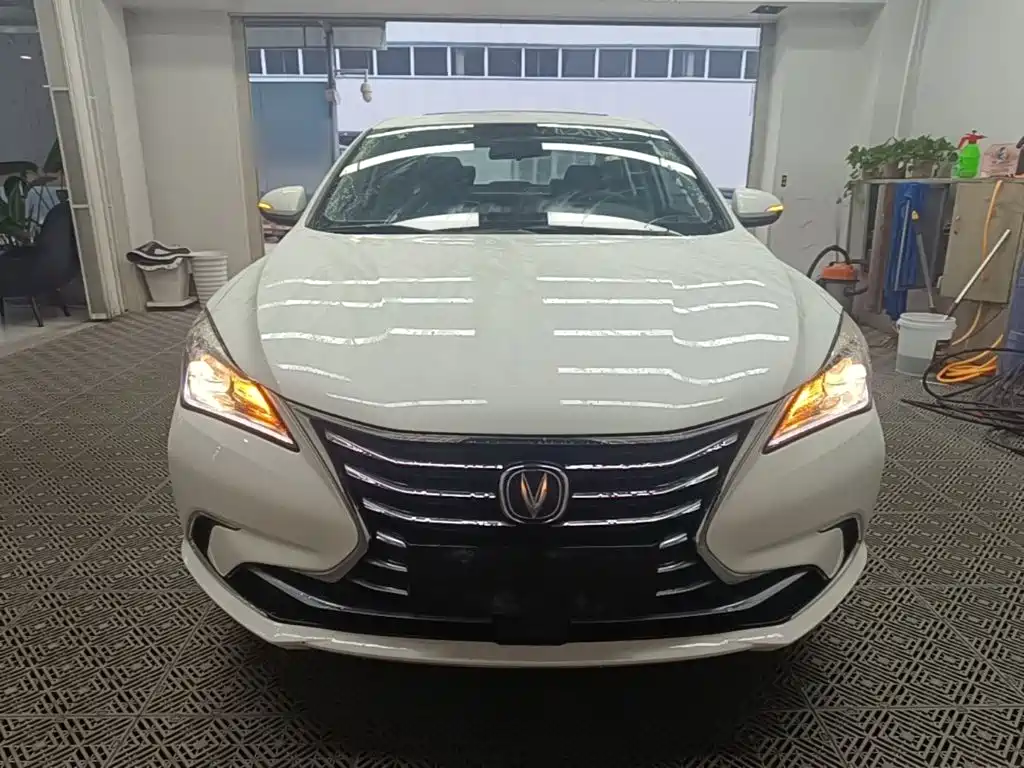 Changan Eado — миниатюра 3