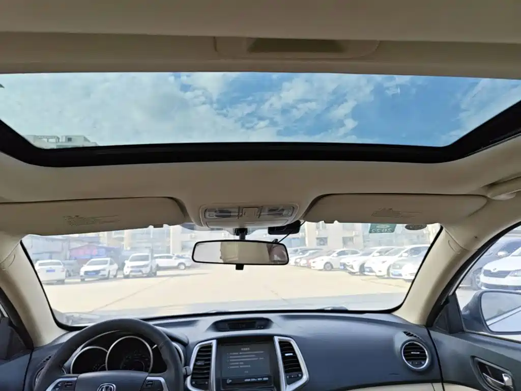 Changan Eado — миниатюра 18