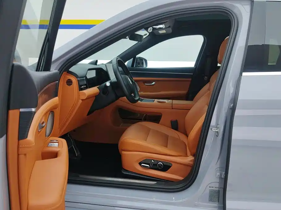 AITO Wenjie AITO M5 — миниатюра 9