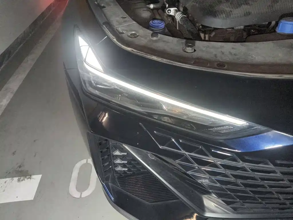 Changan UNI-V iDD — миниатюра 7