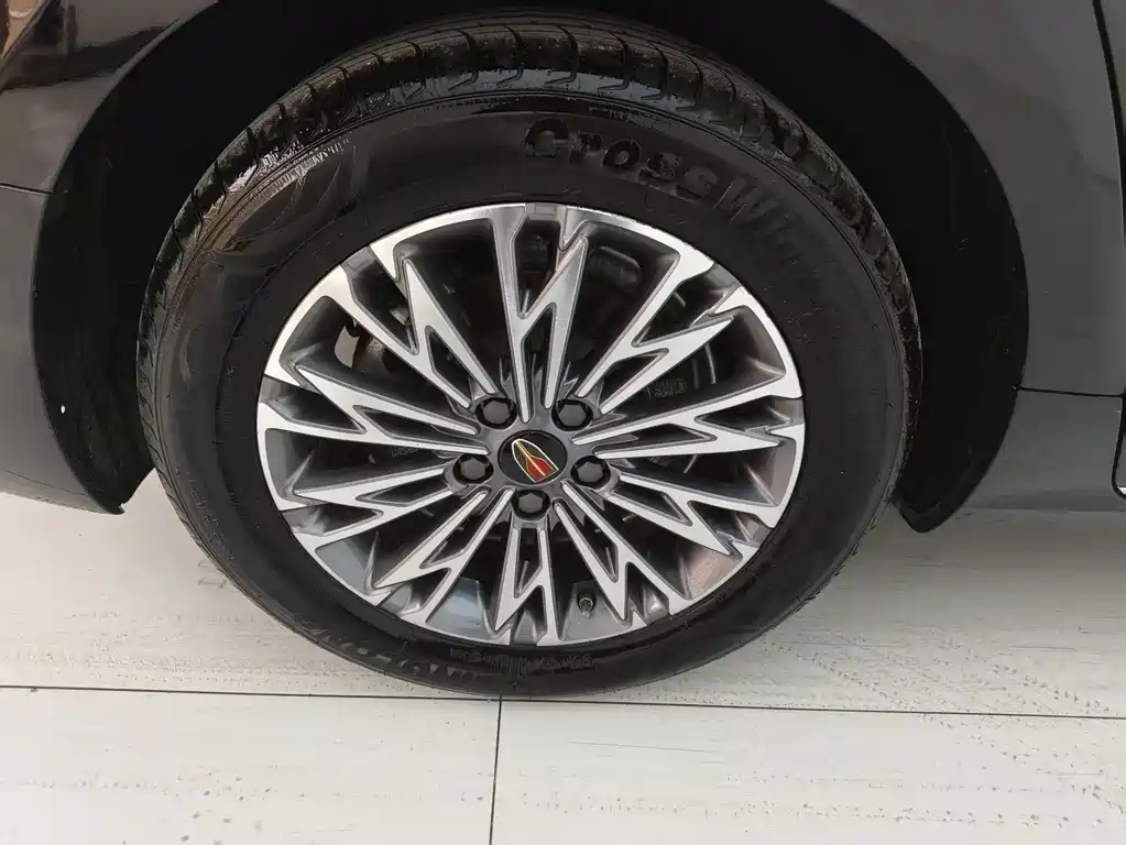 Hongqi Hongqi H5 — миниатюра 16