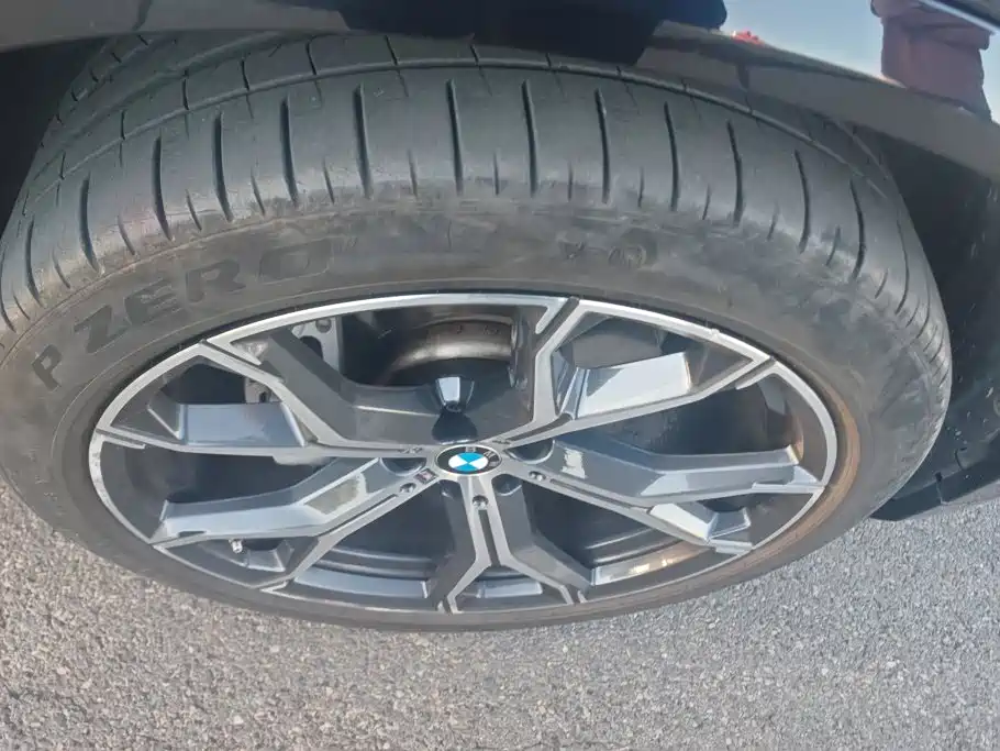 BMW X5 — миниатюра 6