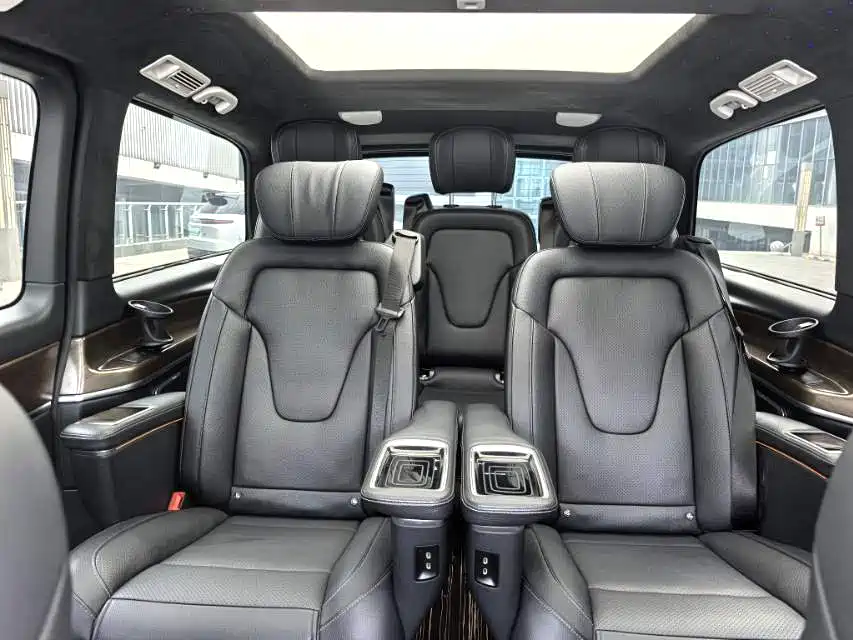 Mercedes-Benz V-Class — миниатюра 8