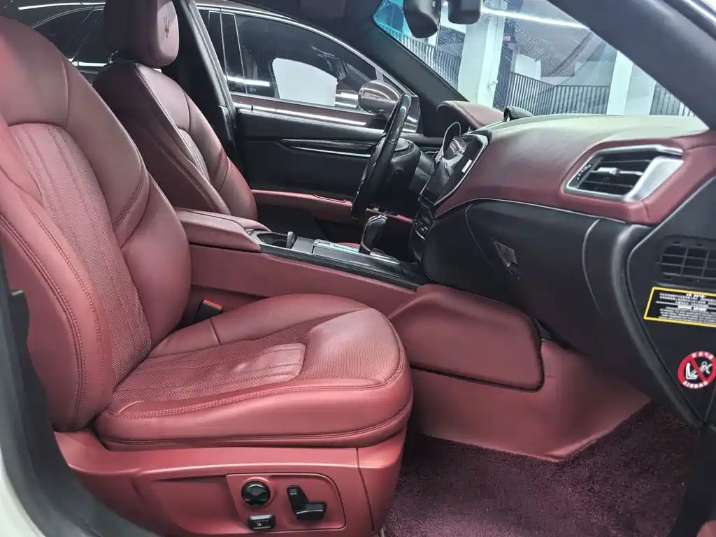 Maserati Ghibli — миниатюра 11