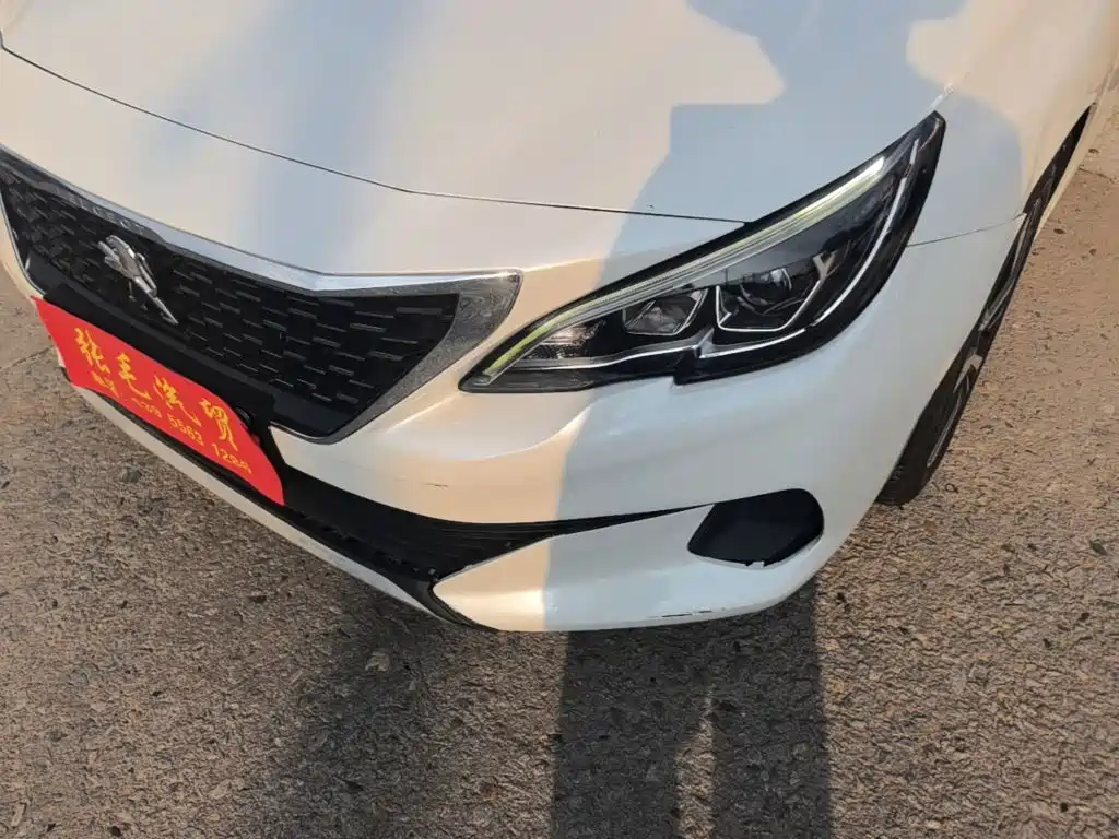 Peugeot 408 — миниатюра 24
