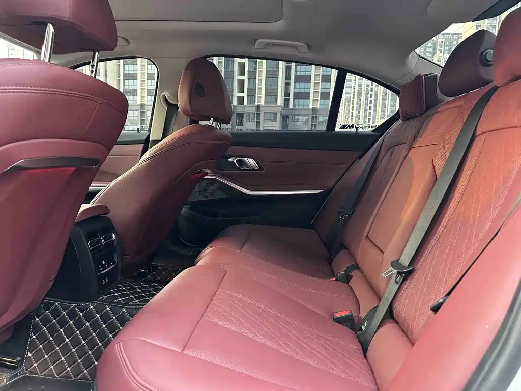 BMW 3 Series — миниатюра 6