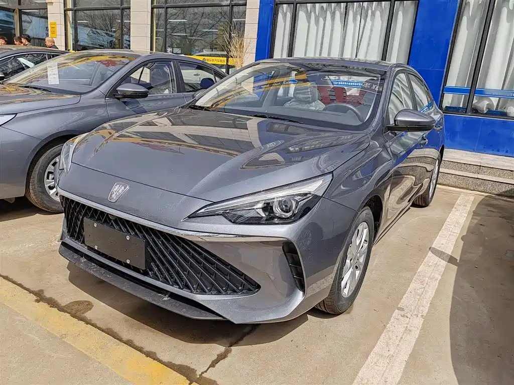 ROEWE  I5