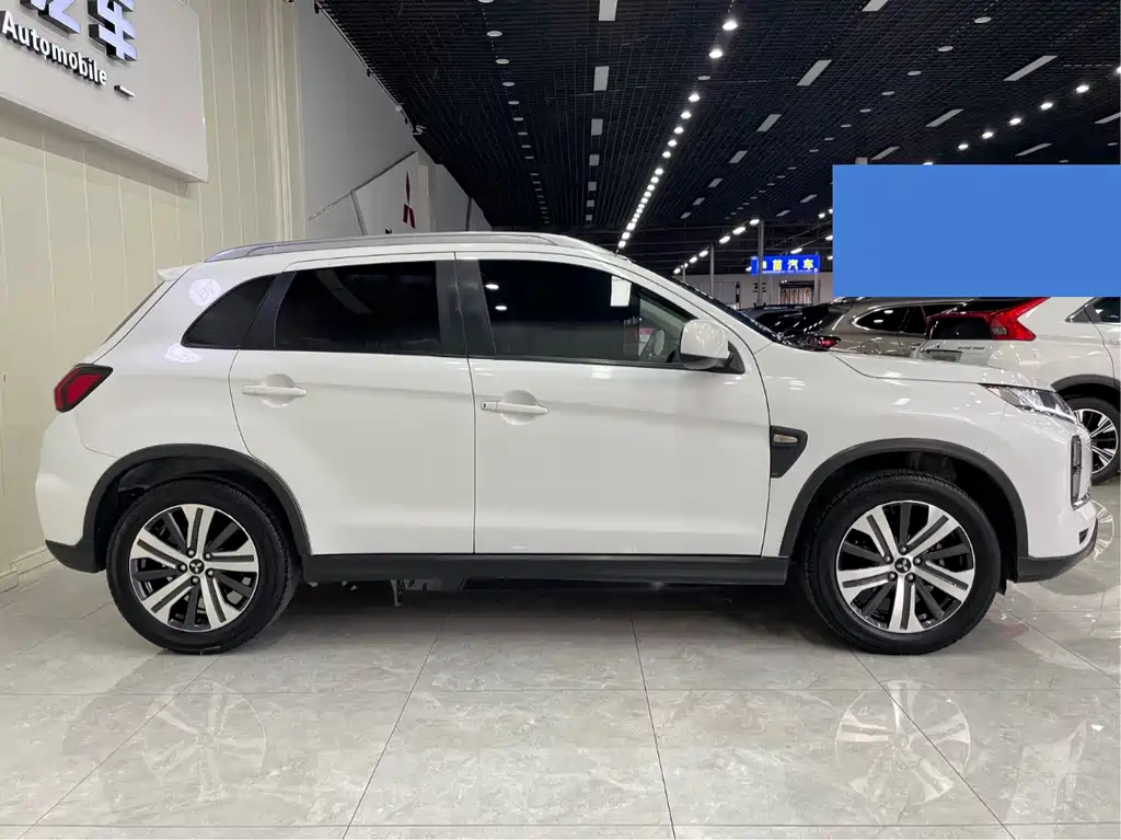 Mitsubishi ASX — миниатюра 9