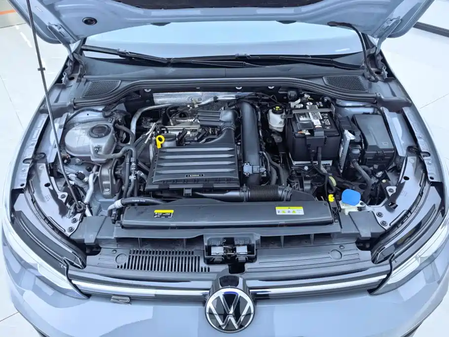 Volkswagen Golf — миниатюра 10